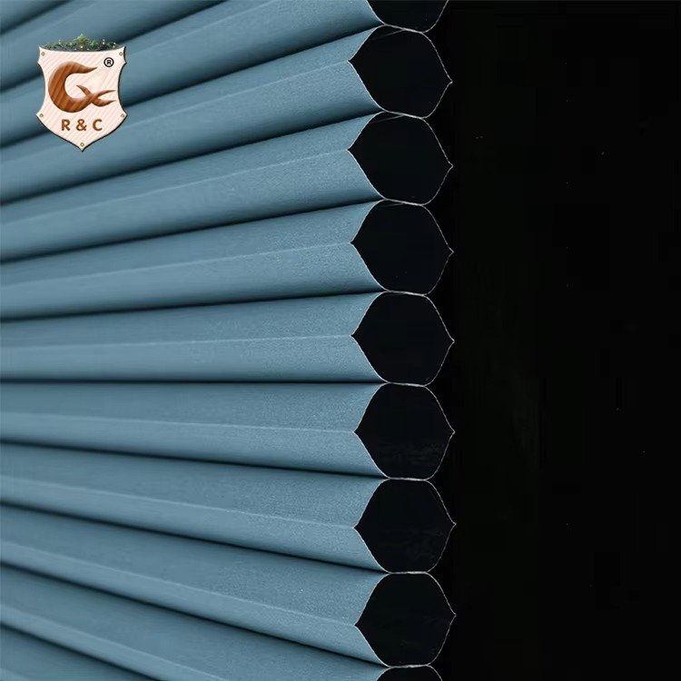 Motorized Blackout Honeycomb Blinds with Remote Control - Image 6