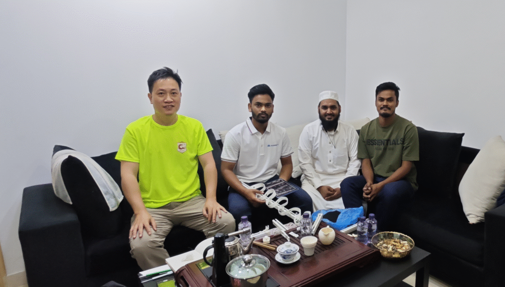 middle-east-clients-meeting-serpentine-curtain-track-2023 middle-east-clients-meeting-serpentine-curtain-track